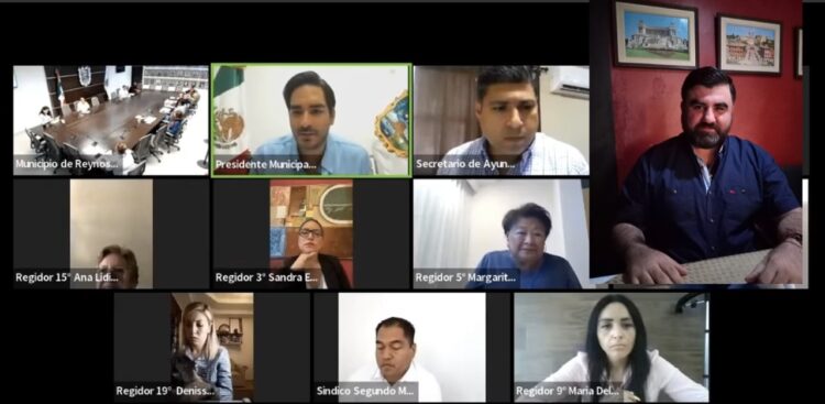 T E C L A Z O S/LE DETONAN LA BOMBA AL EX ALCALDE DE REYNOSA
