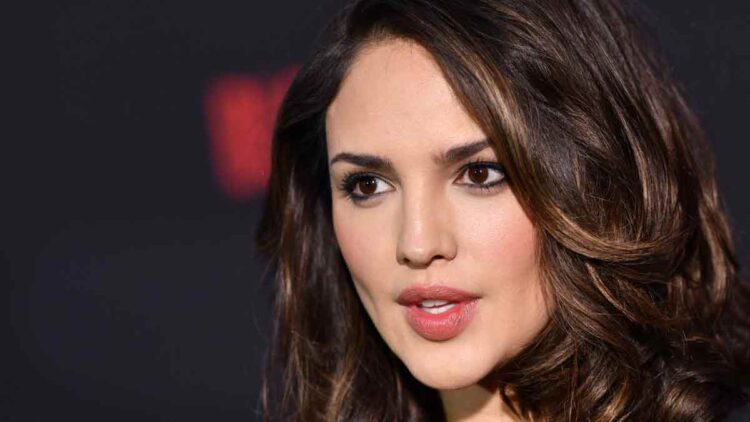 Mexicana de supuesto romance con Aquaman