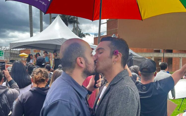 Comunidad gay la más afectada por viruela del mono