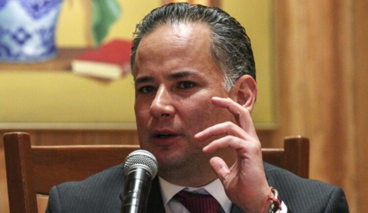 Santiago Nieto denuncia caso Tamaulipas en Foro Internacional