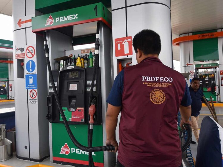 Verifican que gasolineras de San Fernando expendan litros completos