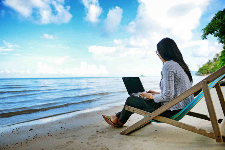 Va MORENA por ampliar vacaciones y reducir horas de trabajo