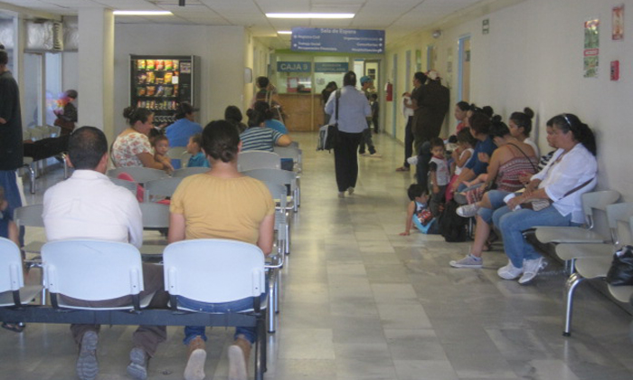 Nuevo gobierno va de frente contra pobre atención a la gente en hospitales