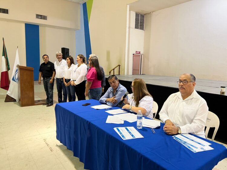 A TAMBOR BATIENTE/ ¡QUE CON SU PAN SE LO COMAN…!