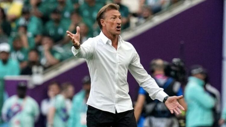 DT de Arabia Saudita podría ser el nuevo estratega de la selección mexicana
