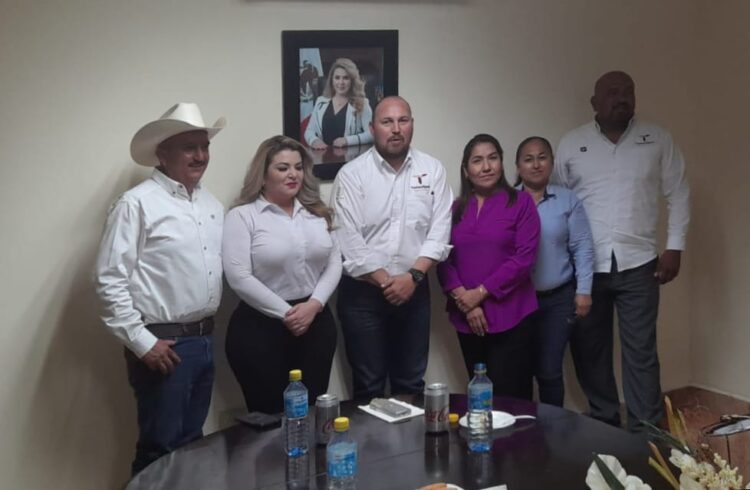 Alcalde y alcaldesas de “El Valle de San Fernando” se reúnen con el Secretario General de Gobierno