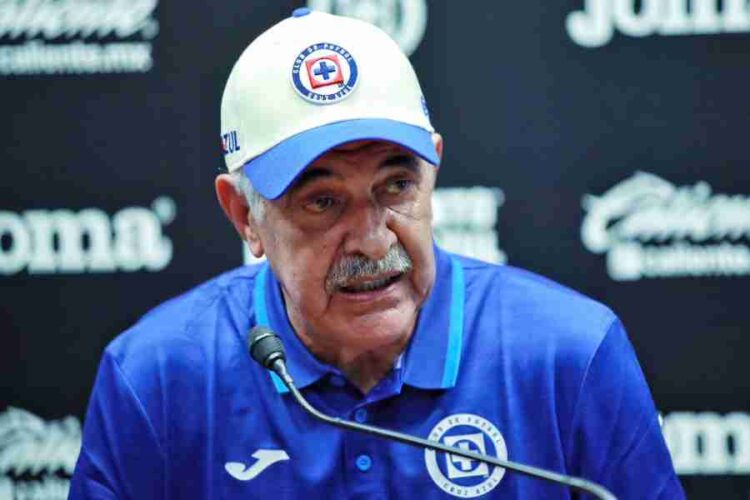 Lamenta el Tuca descenso del fútbol mexicano