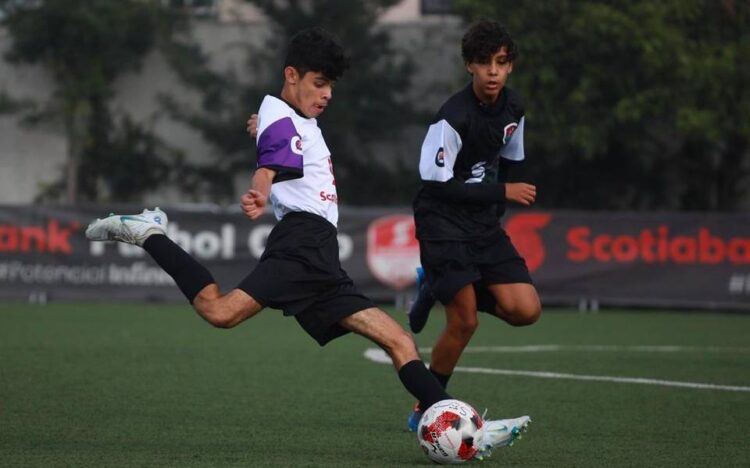 Inaugura UAT liga de Fútbol Infantil y Juvenil