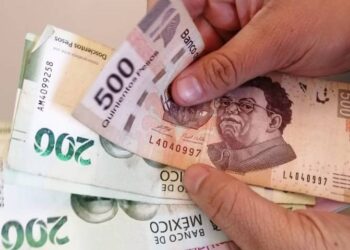 Denuncian a alumnos que entran armados a clases y amedrentan a maestros