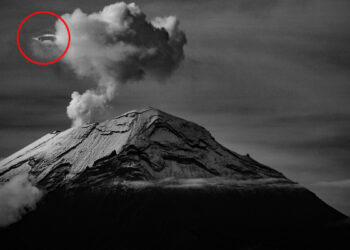 ¿Ya están aquí?… Cámaras oficiales detectan OVNIs sobrevolando el Popocatépetl