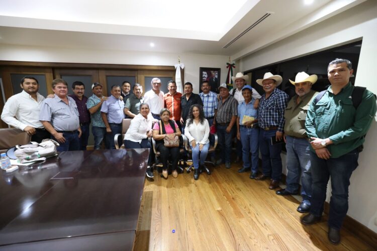 Inaugura gobernador «Punto Tamaulipas»