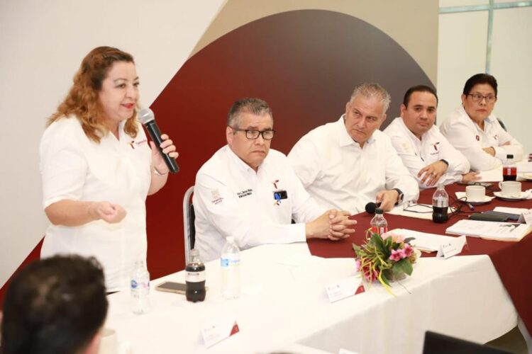 Evalúa Secretaría de Salud, programas prioritarios y de atención a la población