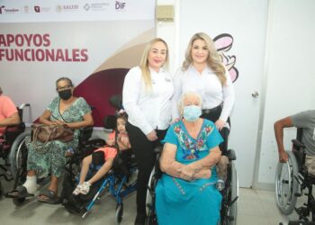 Entregan aparatos funcionales a personas que en verdad lo necesitan para moverse 