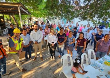 Entregan aparatos funcionales a personas que en verdad lo necesitan para moverse 