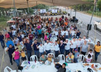 Inaugura la alcaldesa Maybella Ramírez dos obras en la colonia La Valentina