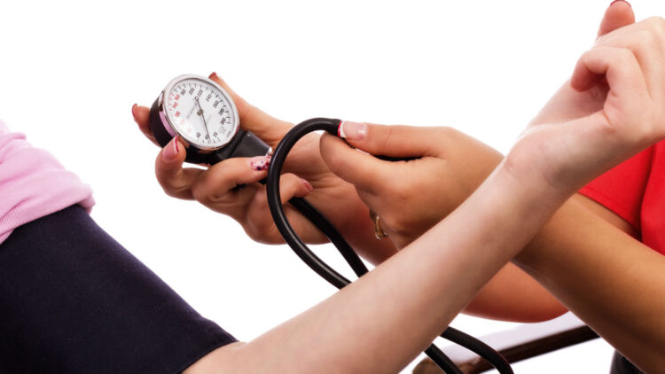 «Apagones» de electricidad afectan la salud de las personas de edad avanzada