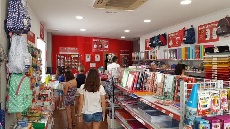Refrenda alcaldesa de la Villa de Méndez su compromiso con la educación
