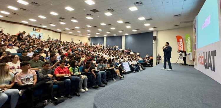 Inaugura Américo Villarreal proyecto en planta Valeo de Río Bravo