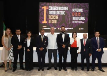 Inaugura Secretario de Salud “Congreso Regional de Medicina Interna”