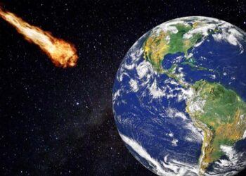 Cometa gigante «con cuernos» se dirige a la tierra tras explotar en el espacio
