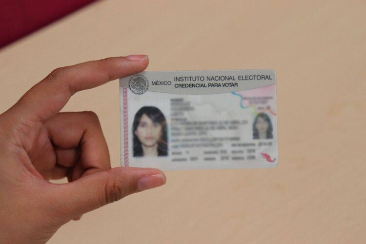 Proponen cancelar credencial de elector a quienes no salgan a votar