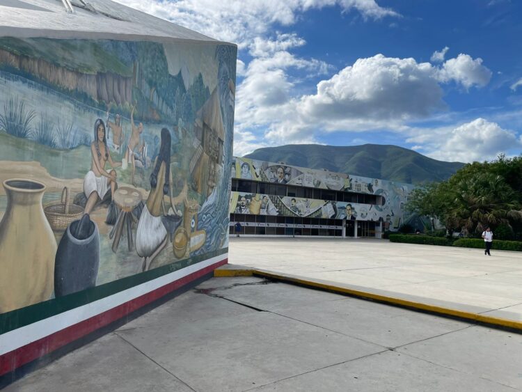 Celebra UAT el 56 aniversario de la Facultad de Comercio y Administración Victoria