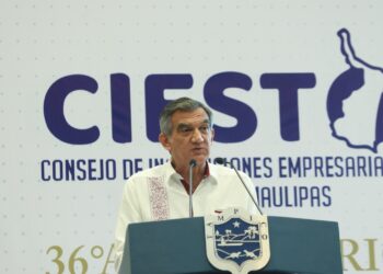 Reafirma gobernador apoyo a empresarios para atraer inversiones