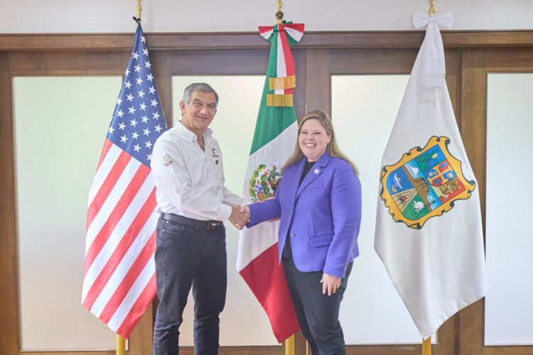 Familias de Bonfil disfrutaron de alegre posada navideña ofrecida por DIF y el R. Ayuntamiento