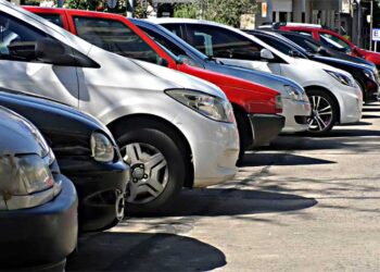 Atacan a banco Azteca y lo ponen al «borde de la quiebra»