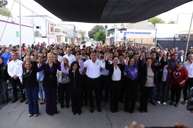 Mujeres no están solas; DIF apoya para practicarse mastografias