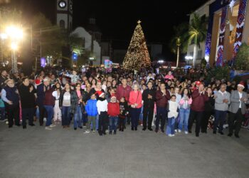 Entrega alcaldesa de San Fernando valiosos regalos otorgados por organización altruista