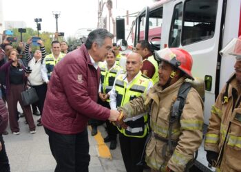 Familias de «Francisco J. Mujica» recibieron atención médica y medicamentos gratis