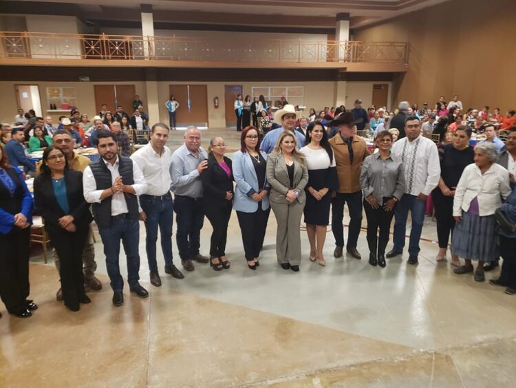 «Sirvo a mi distrito de corazón y con pasión por hacer bien las cosas; gracias por el privilegio de servirles»