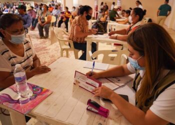 Es oficial: Familias migrantes ya no serán separadas al ser arrestadas en EU