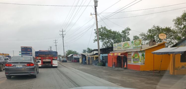 Convive la alcaldesa de San Fernando con adultos mayores