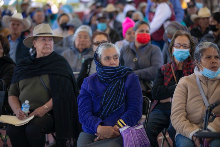 Truenan panistas por acuerdos que conceden más posiciones al PRI