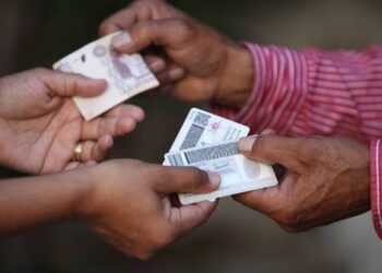 AMLo conserva MAYORIA en aprobación al cierre de su gobierno