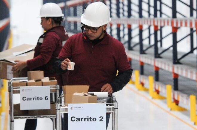 A paso de tortuga la mega farmacia, carece del 99% de los medicamentos
