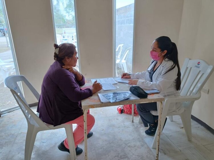 Alcaldesa apoya a niños beisbolistas; «Gigantes de San Fernando agradecen
