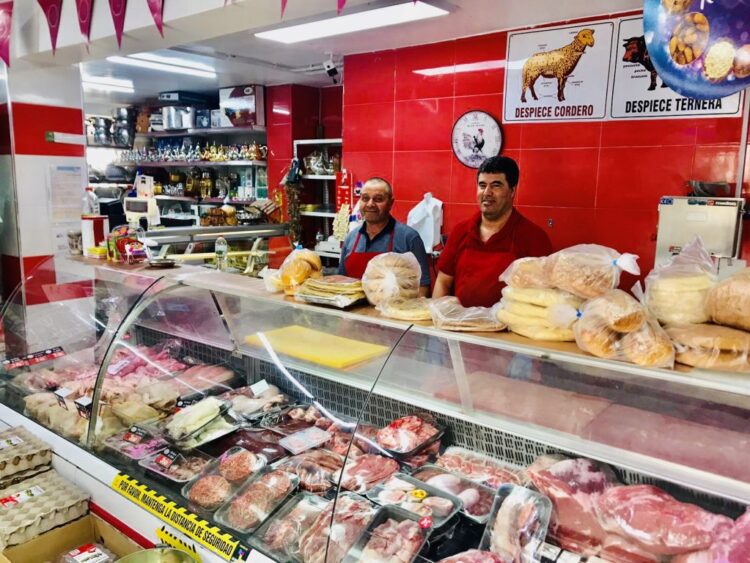 LOS HECHOS/LOS CABALÍSTICOS 8´S DE FEBRERO