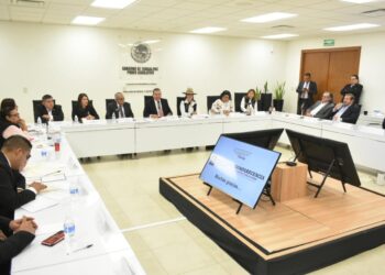 Maybella entrega otra pavimentación en céntrico sector comercial de la ciudad