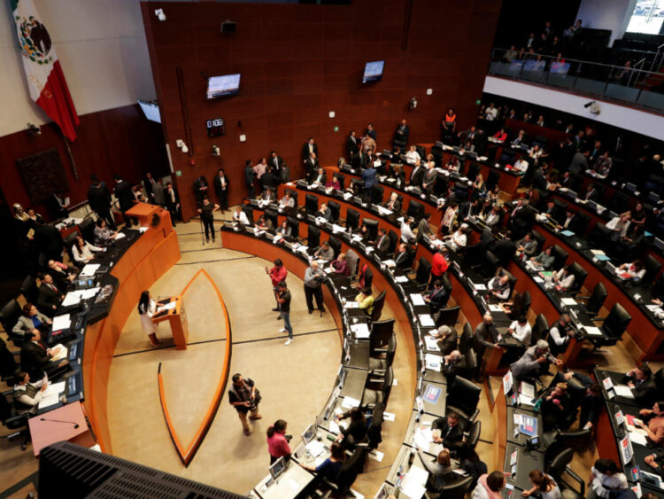 Libro de AMLO sale a la venta la próxima semana y se llama “¡Gracias!”
