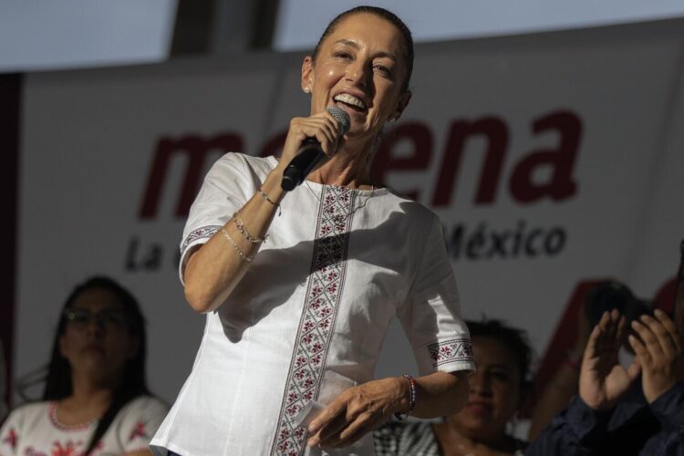 Mantendrá la estrategia de abrazos no balazos para mantener en paz a México