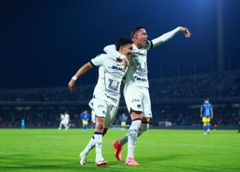 Asegura que está a 5 puntos de Sheinbaum y amenaza con remontar