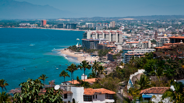 Sabores de Puerto Vallarta: Una Travesía Gastronómica