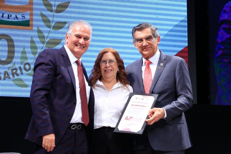Anuncia gobernador construcción de torre de servicios en Hospital Infantil de Tamaulipas