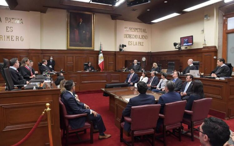 Sigue cayendo el peso ante el dólar ya rebasa los 18 pesos, explican causa…