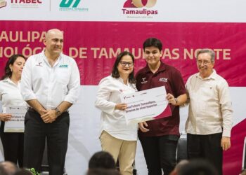 Inicia Gobierno del Estado entrega de becas «Futuro Tamaulipas, Jóvenes de Nivel Superior»
