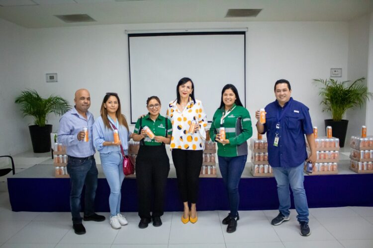 Dona Grupo Cuauhtémoc Moctezuma más de mil 500 litros de agua purificada al DIF Tamaulipas