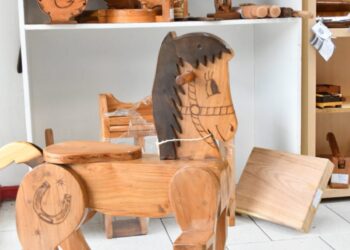 Impulsa SSPT comercialización de productos artesanales elaborados por PPLs